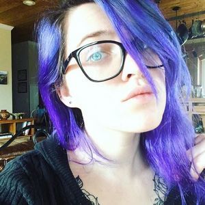 Meet your Posher, Laurel